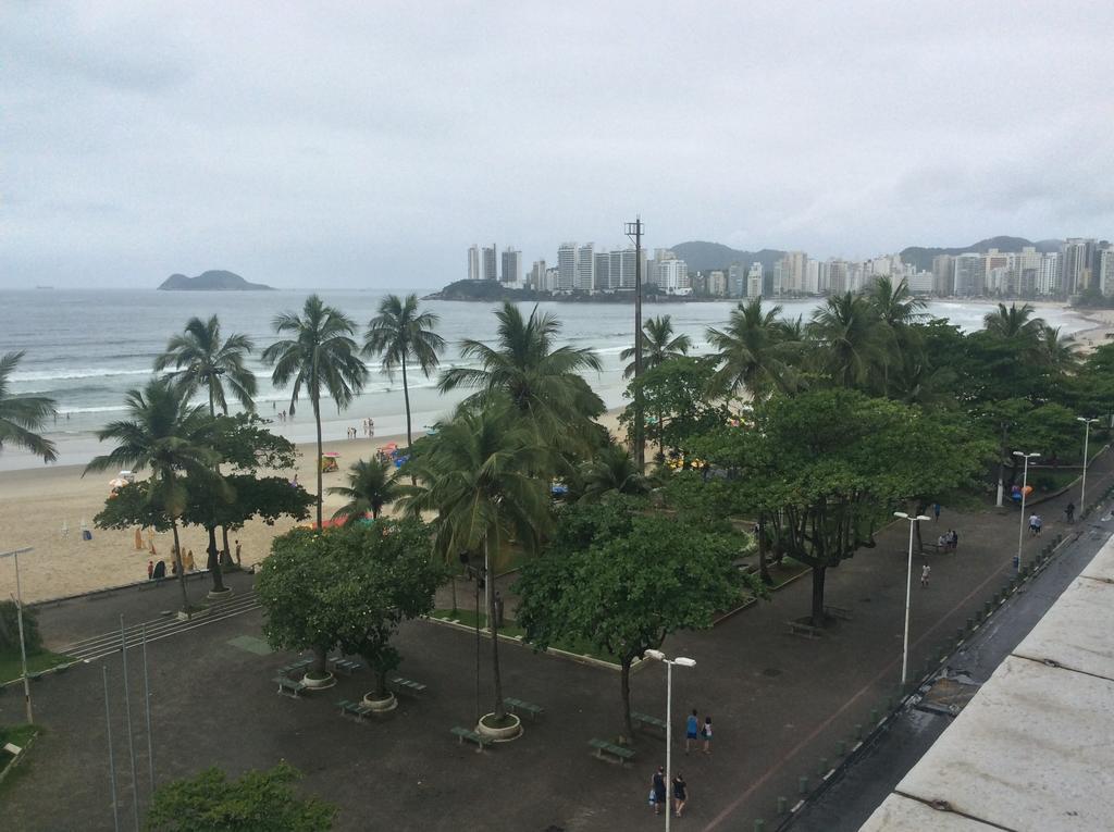 Апартаменти Pitangueiras Frente Total Mar Pe Na Areia Гуаружа Екстер'єр фото